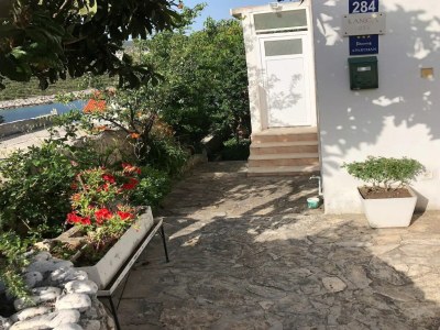 Holiday house Seafront House Antonia - Outdoor photo 5