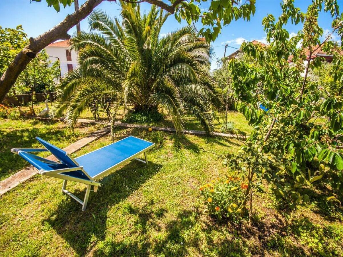 Apartment Apartments Amalia - Two Bedroom Apartment with Terrace - Outdoor photo 2