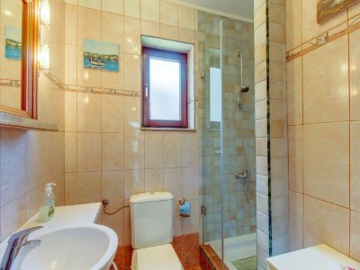 Apartment Apartment Blamax with Terrace and Sea View - Features photo 17
