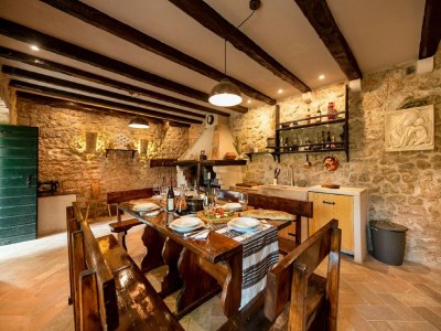 Holiday house Stone House Lola - Two Bedroom Holiday Home - Features photo 36