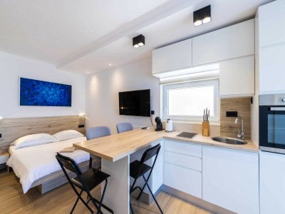 Apartment Apartments Ema - Studio Apartment with Sea View - Features photo 13