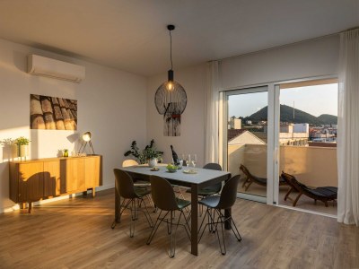 Apartment Apartments aMare - Three Bedroom Apartment with Balcony and Sea View - Features photo 14