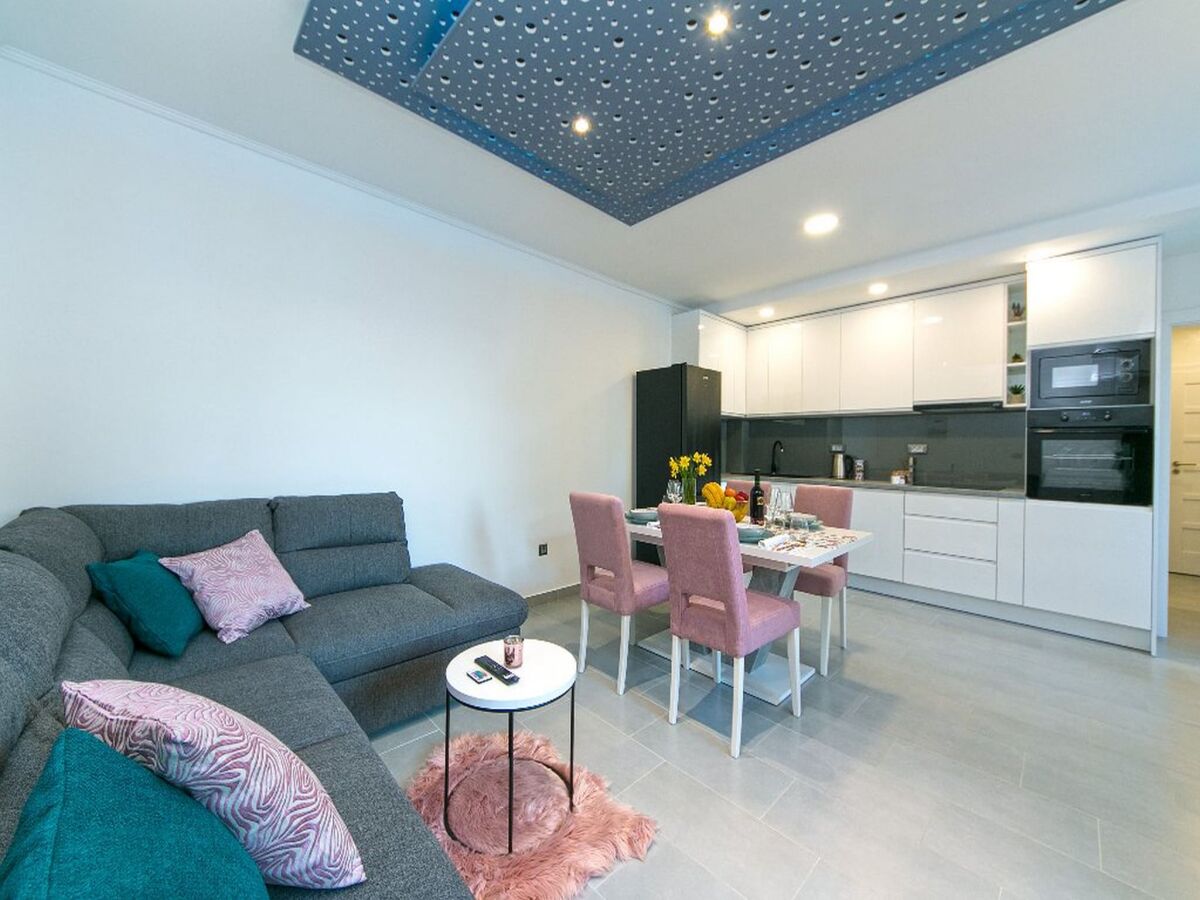 Apartment Apartment Papilio  - Two Bedroom Apartment with Terrace