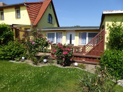 Bungalow Bungalow in Zweedorf mit Liegewiese in Mecklenburg Coast - Bungalow