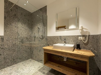 Apartment Apartment in Stubaital near Ski Lift - Features photo 5