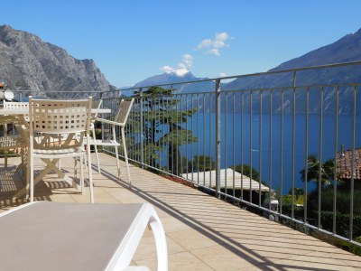 Holiday house Casa Maddalena with pool and lake view - Outdoor photo 3