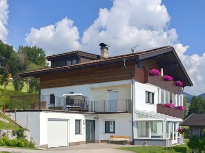 Holiday apartment Haselstaude in Meransen - Holiday apartment