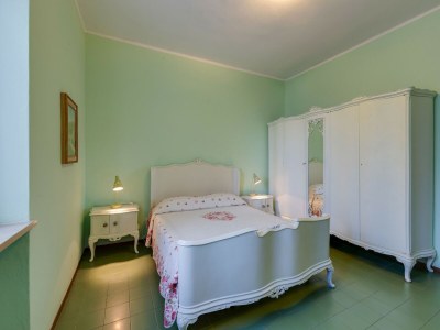 Villa Villa in Torri with Pool & Mountain Views - Features photo 24