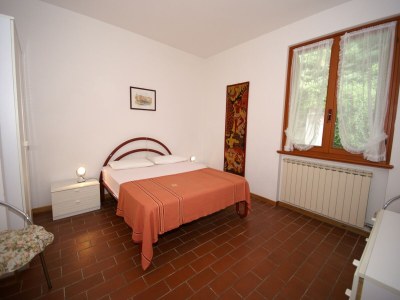 Bungalow Bungalow in Garda with Pool & Wine Nearby - Features photo 9