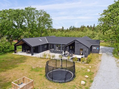 Holiday house Geraumiges Refugium fur 20 -- By Traum Ferienwohnungen - Holiday house