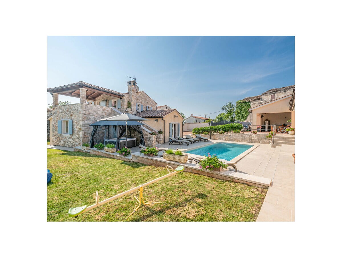 Villa Villa golja mit pool
