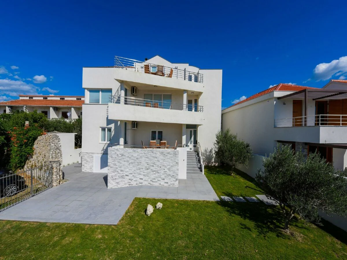 Villa Villa in Nin mit Meerblick - Outdoor photo 3