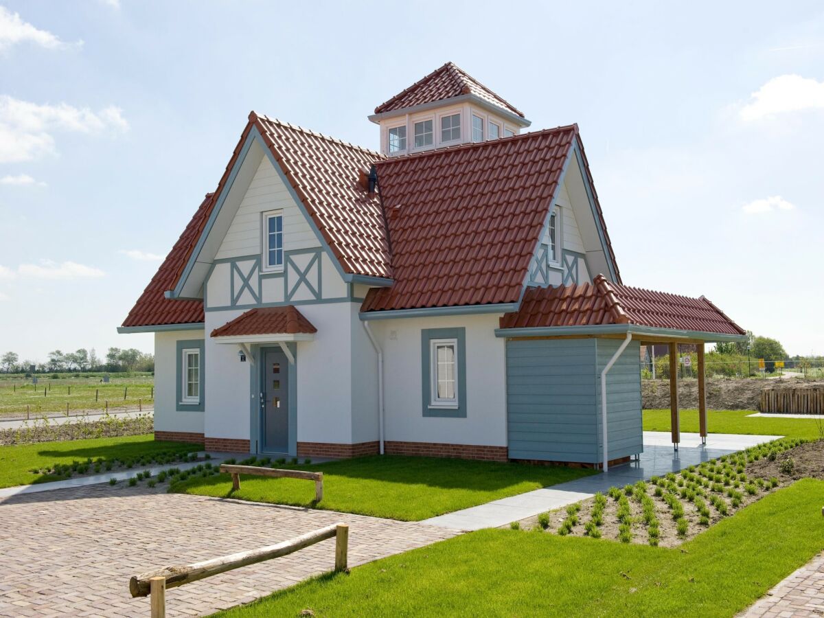 Holiday park Villa in Cadzand-Bad near North Sea Beach