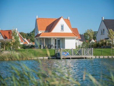 Holiday park Villa in Cadzand-Bad near North Sea Beach - Environment photo 14