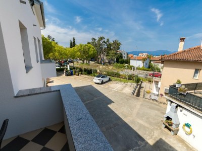 Apartment Gemütliche Ferienwohnung in Meeresnähe in Malinska - Outdoor photo 5