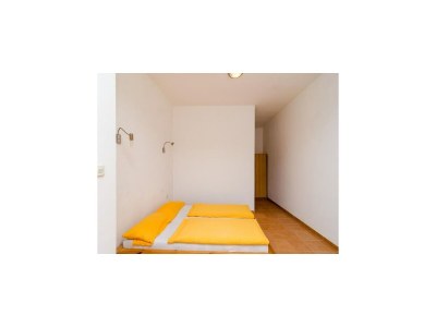 Apartment Studio apartment with terrace in Drace - Features photo 12