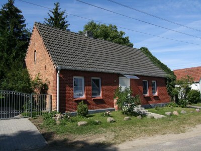Holiday house Ferienhaus im Müritz-Nationalpark in Mirow - Outdoor photo 2