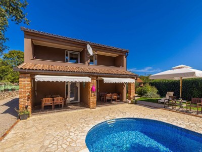 Holiday house Holiday house NOVKOVIC with garden in Žgaljići - Holiday house