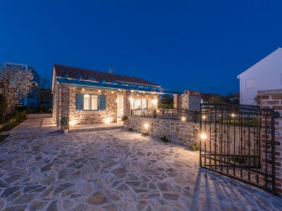 Villa Private Pool Villa in Sukošan - Features photo 25