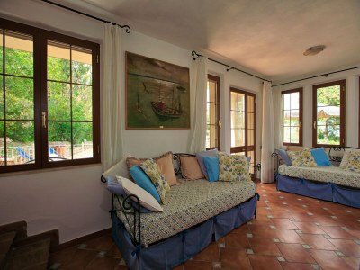 Holiday house Hillside Pool & Spa Retreat - Features photo 29