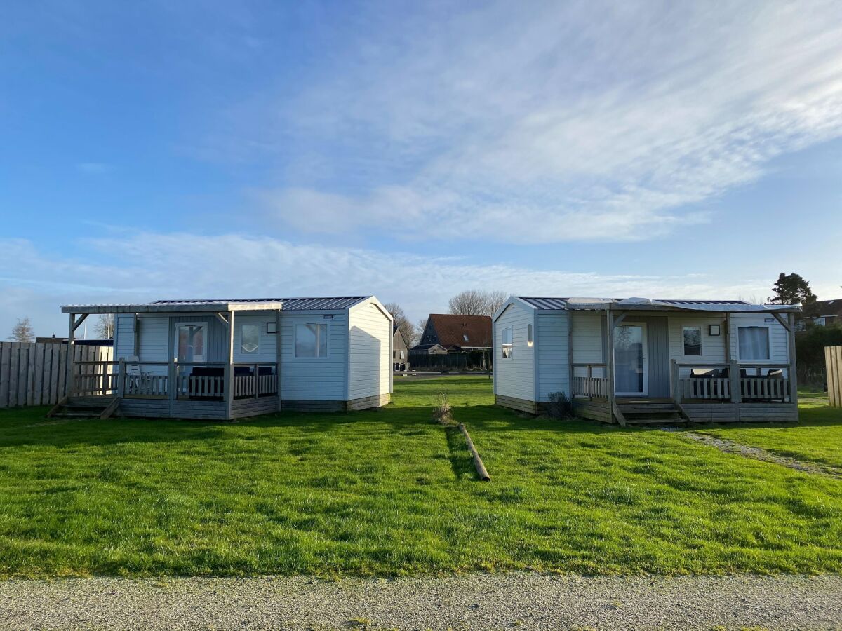 Chalet Chalet in Friesland near Alde Feanen Park