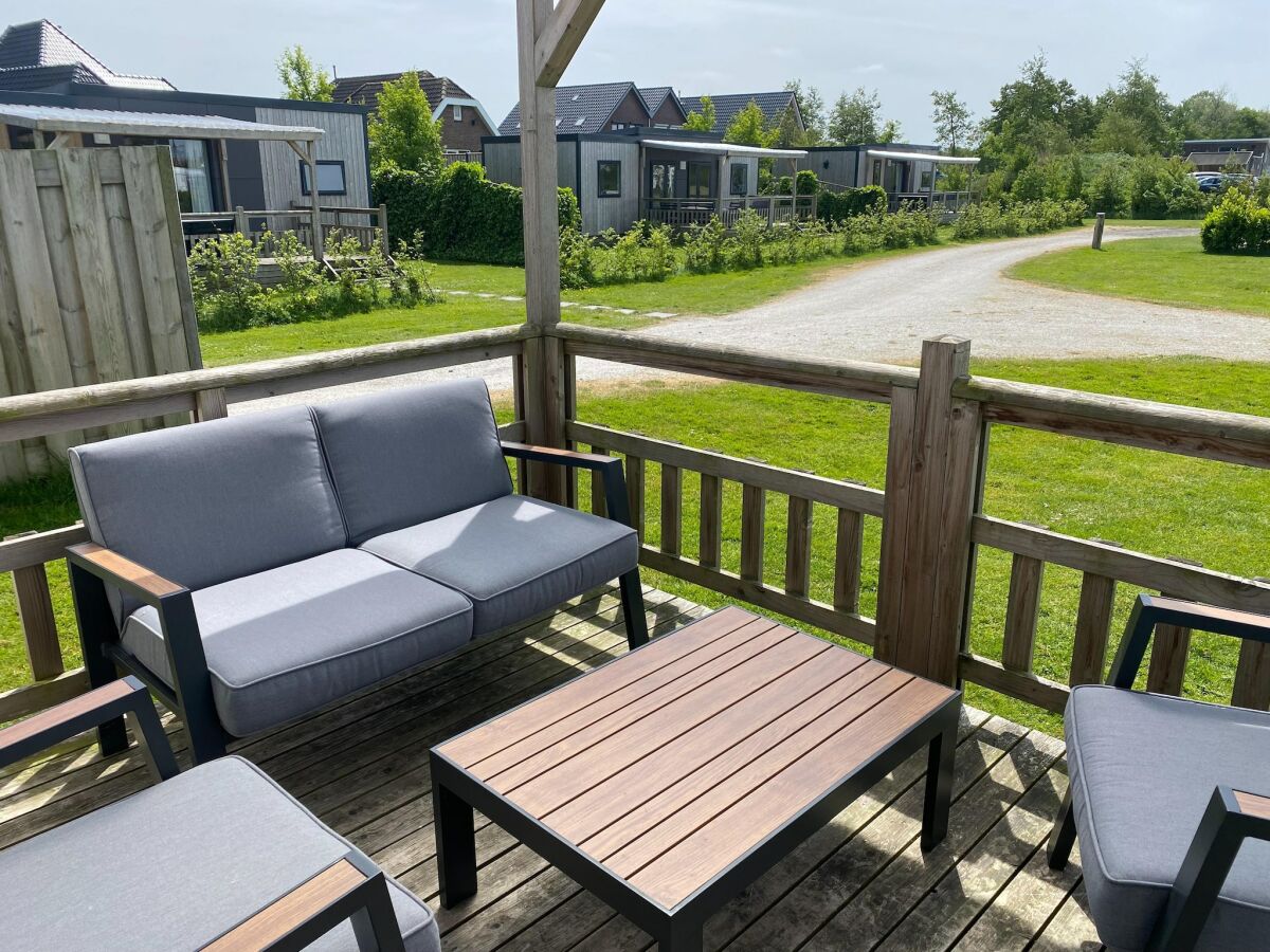 Chalet Chalet in Friesland near Alde Feanen Park - Outdoor photo 4