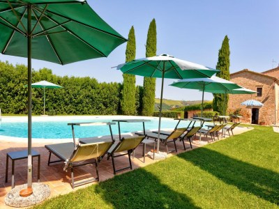 Holiday house Malerisches Ferienhaus in Montalcino mit Swimmingpool - Outdoor photo 15