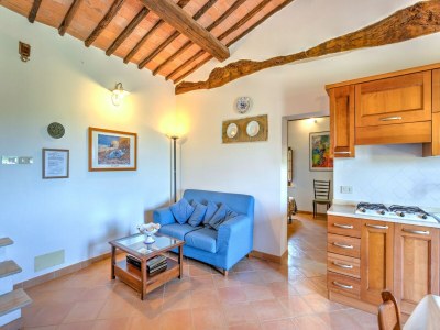 Farmhouse Abgelegenes Bauernhaus in Montalcino mit Pool - Features photo 34