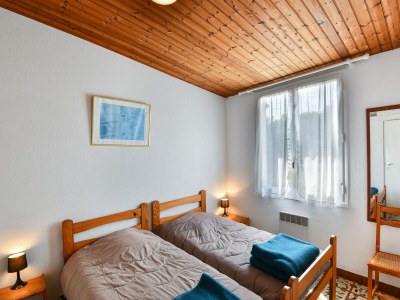 Holiday house Gîte  in a holiday park with pool - Features photo 27
