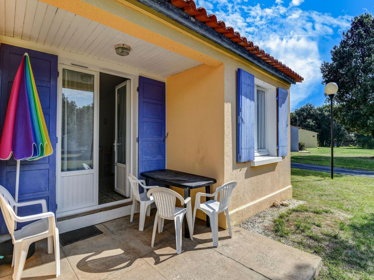 Holiday house Ferienhaus in einem Ferienpark mit Schwimmbad - Outdoor photo 3