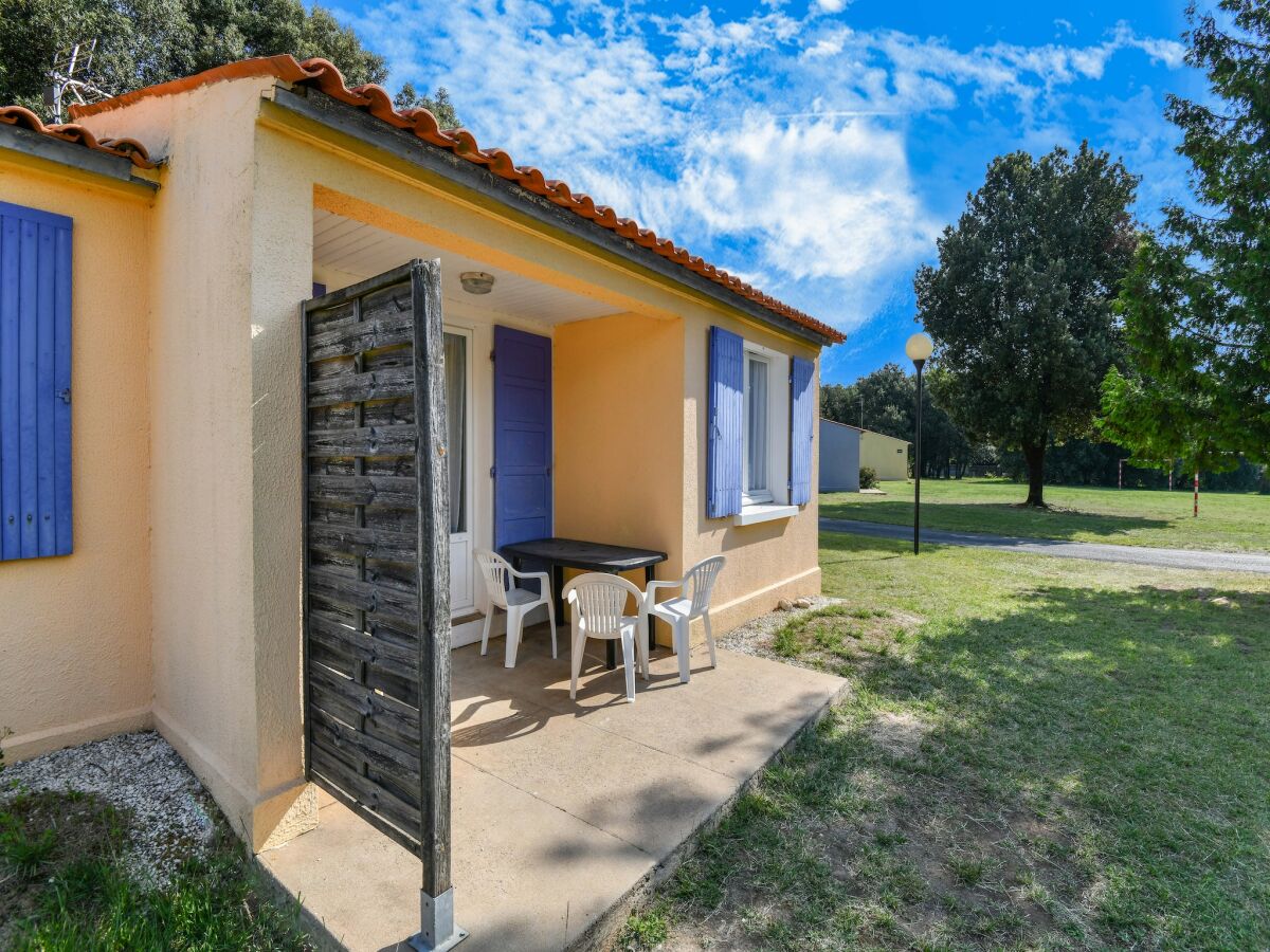 Holiday house Ferienhaus in einem Ferienpark mit Schwimmbad - Outdoor photo 4
