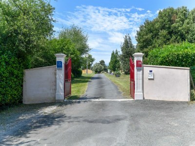 Holiday house Ferienhaus in einem Ferienpark mit Schwimmbad - Features photo 11