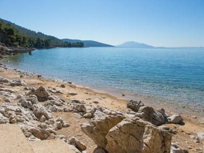 Villa Villa in Cres with Sea Views & Pool - Environment photo 28