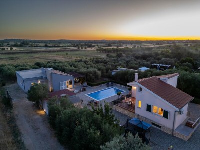 Villa Villa in Polaca with Pool near National Parks - Outdoor photo 2