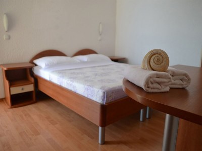 Apartment Sea-View Retreat in Celina - Features photo 19