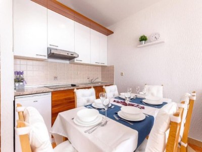 Holiday house Geschmackvolles Ferienhaus in Grizane mit Whirlpool - Features photo 7