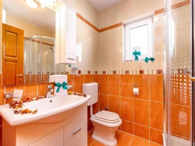 Holiday house Geschmackvolles Ferienhaus in Grizane mit Whirlpool - Features photo 10