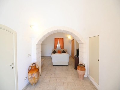 Holiday park Trulli in Valle d'Itra mit Pool und Aussicht - Features photo 47