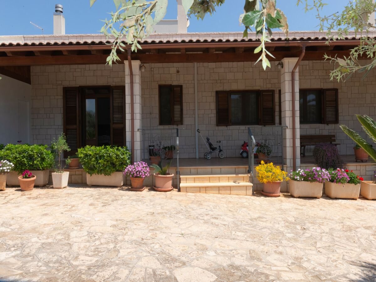 Holiday house Residenz in Apulien mit Entspannungsbereich - Outdoor photo 2