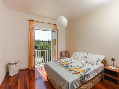 Apartment Villa Harmonia mit Terrasse und Gemeinschaftspool - Features photo 9