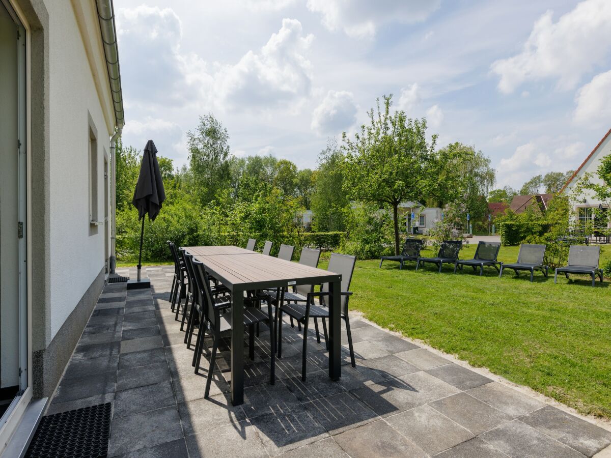 Holiday park Holiday Home with Garden - Outdoor photo 3