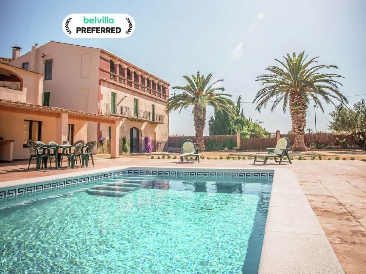 Villa Holiday Home in St Pere Pescador with Pool