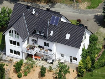 Apartment Schöne Ferienwohnung mit Terrasse in Homberg in Knüll - Apartment