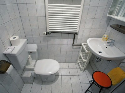 Apartment Schöne Ferienwohnung mit Terrasse in Homberg - Features photo 11