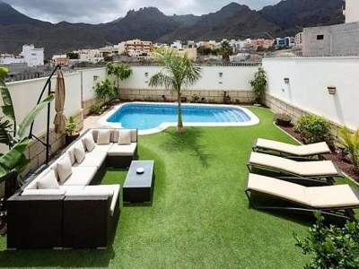 Villa Belvilla by OYO Villa in Adeje - Outdoor photo 2