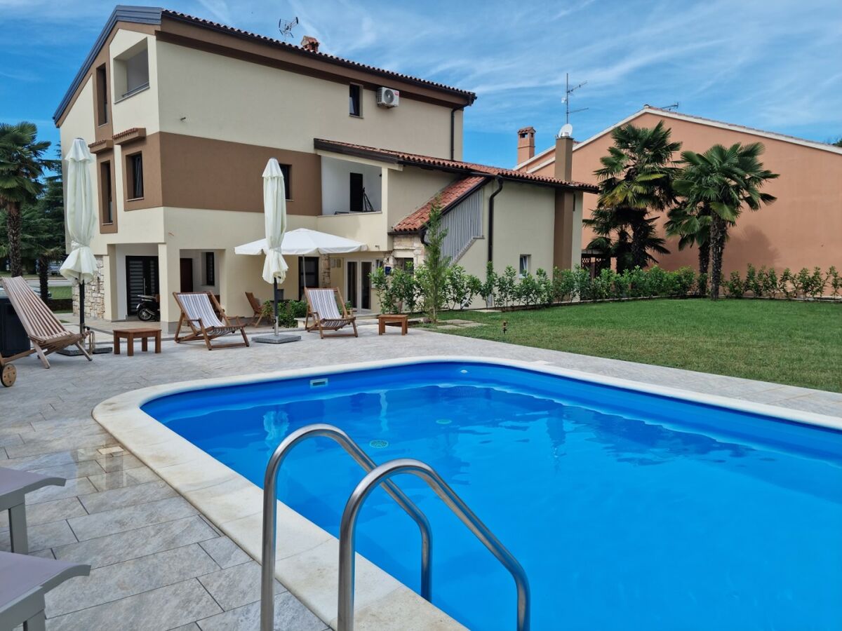 Apartment APP Sandro with Pool - Studio with Terrace A5