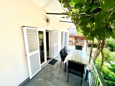 Apartment Studio Ugrin with Terrace - Outdoor photo 5