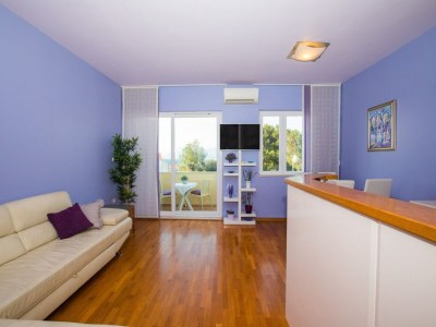 Apartment Apartment 3 beaches with free parking in Mokošica - Apartment