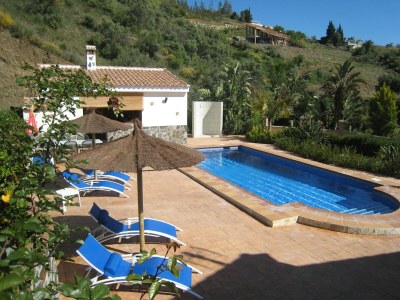Villa Luxuriöse Villa mit privatem Pool in Sayalonga - Outdoor photo 8