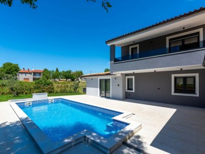 Villa Villa Vala in Orbanići - Villa
